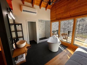 {{ custom_values.service_1 }} in {{custom_values.area_1})