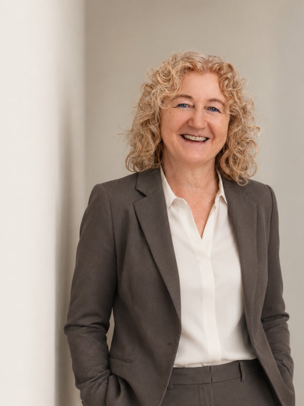 Porträt Claudia Heil