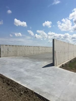 {{ custom_values.service_2 }} in {{custom_values.area_1})