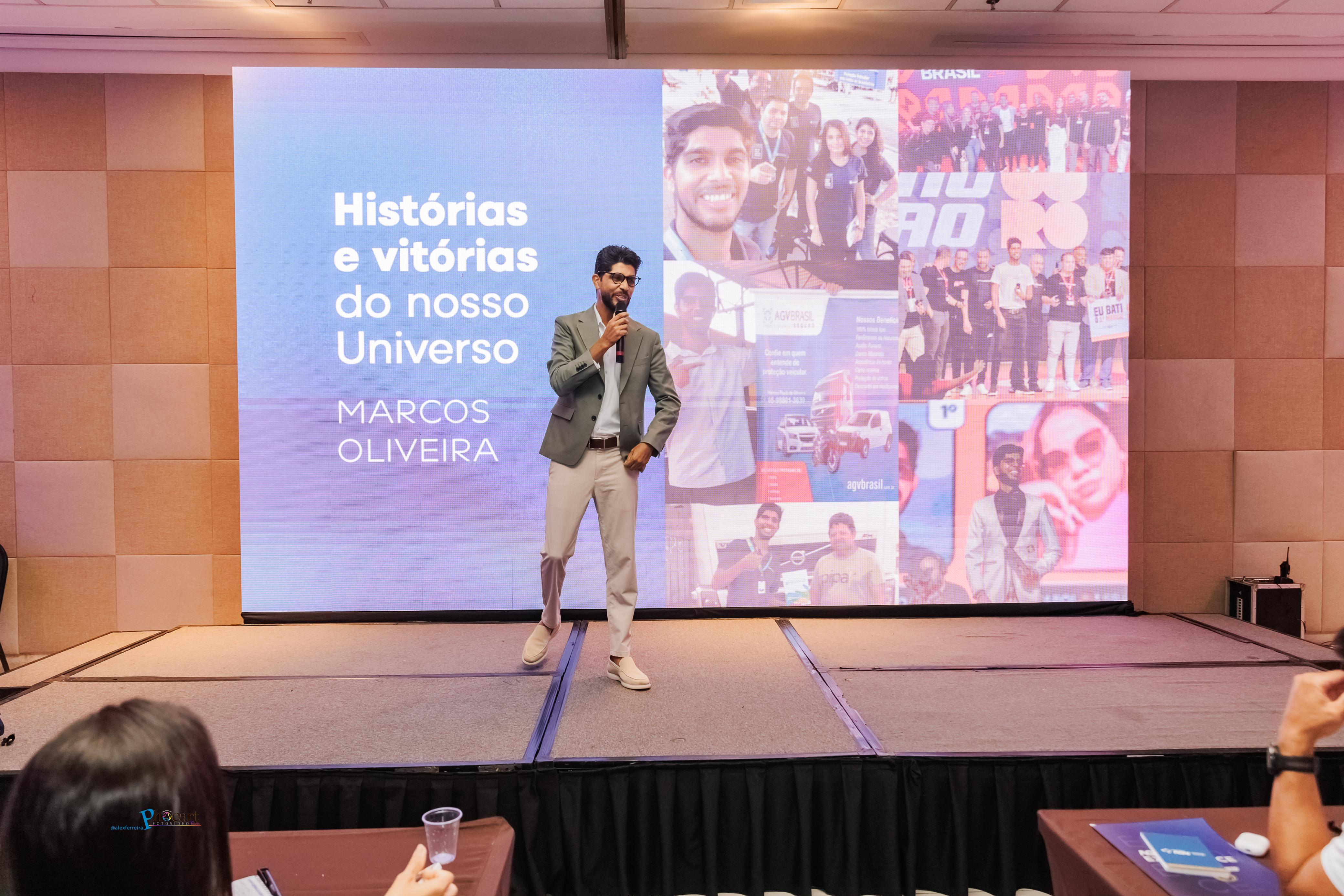 Marcos Oliveira em palestra