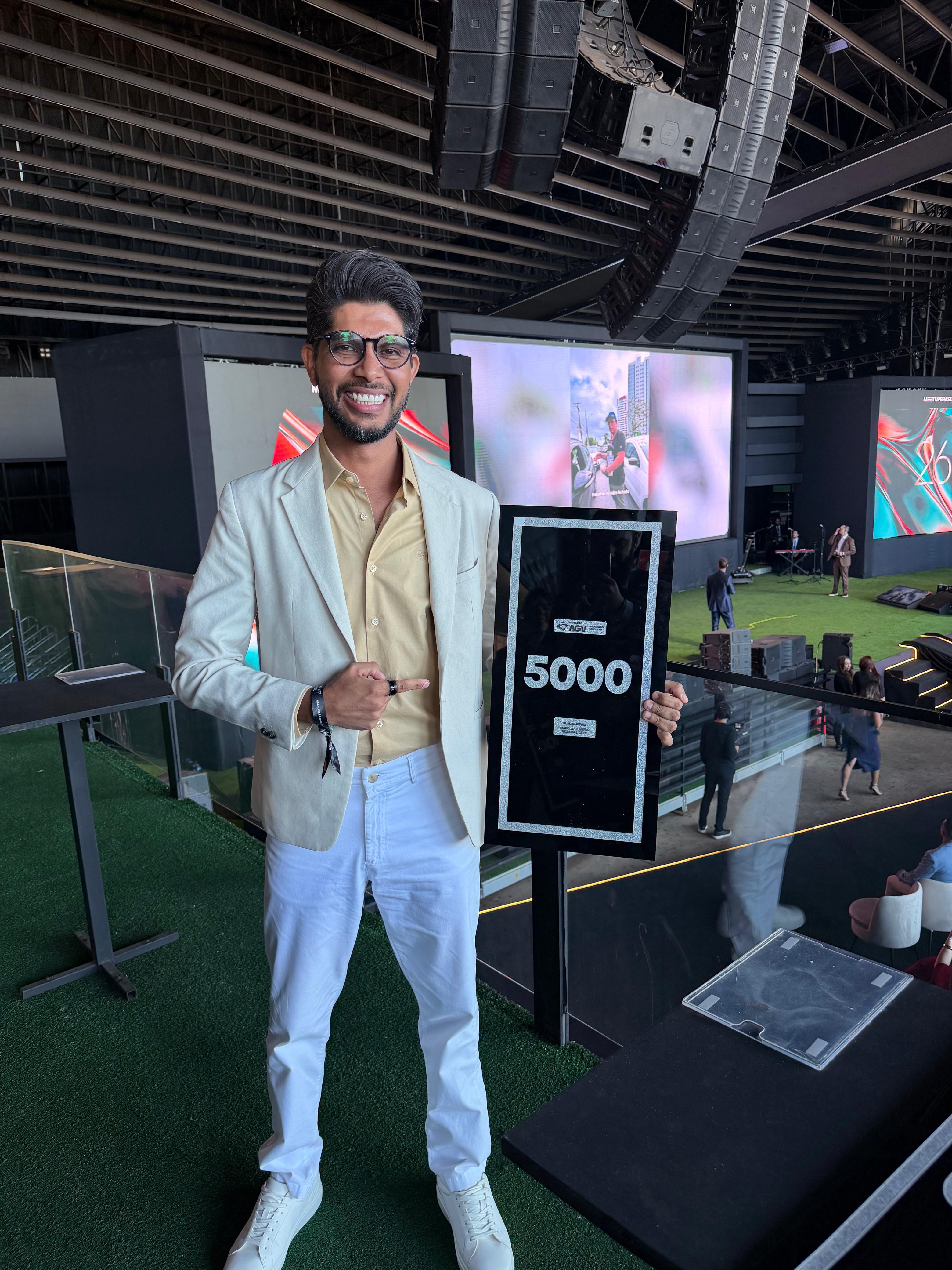 Placa de faturamento — registro de trajetória comercial