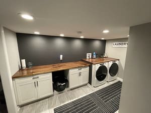 {{ custom_values.service_1 }} in {{custom_values.area_7})