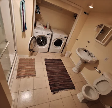 Real cleaning work by Honest House Cleaning Services Whitby in Whitby, ON (3)