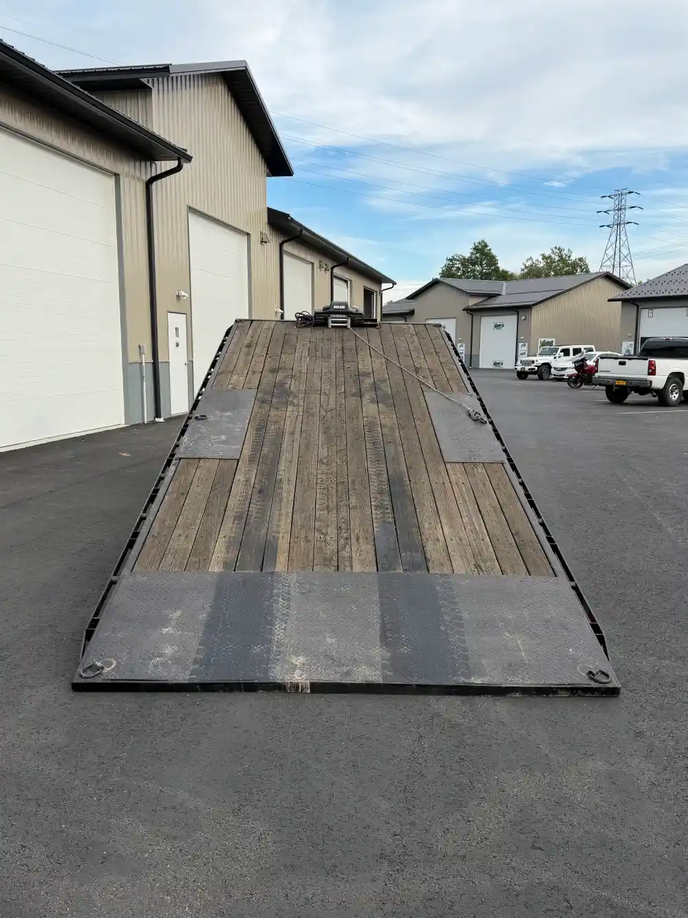 22' Deckover Tilt Trailer photo 4