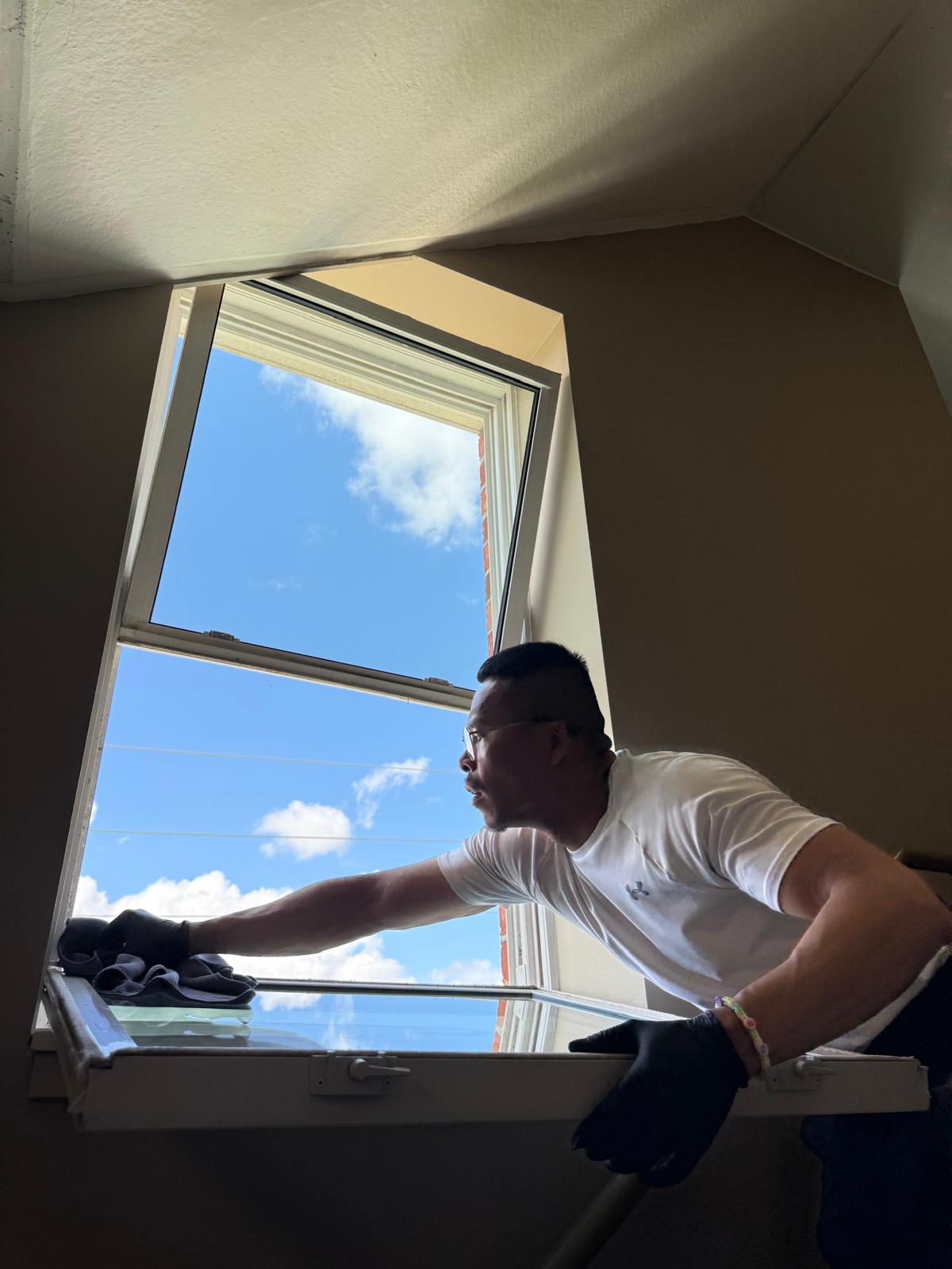 Gutter Cleaning London