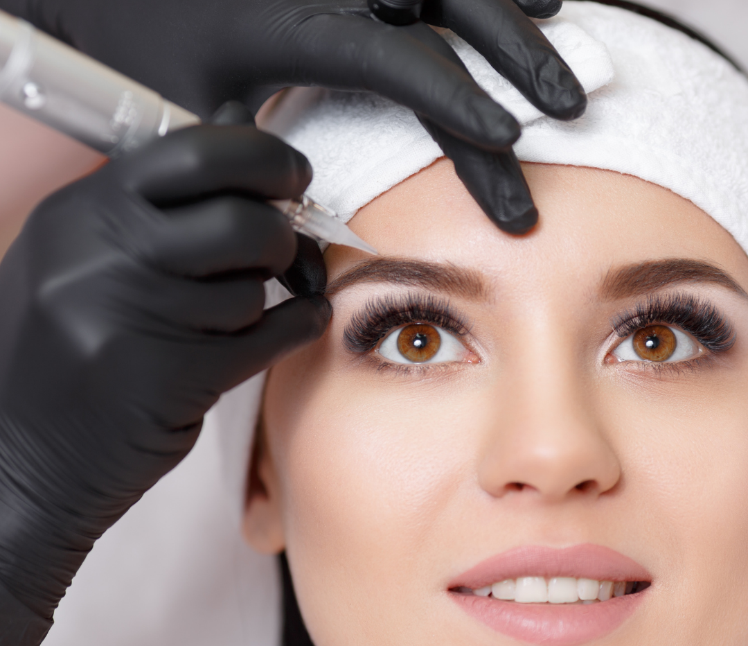 Powder ombre permanent brows by Jeannine Unwin