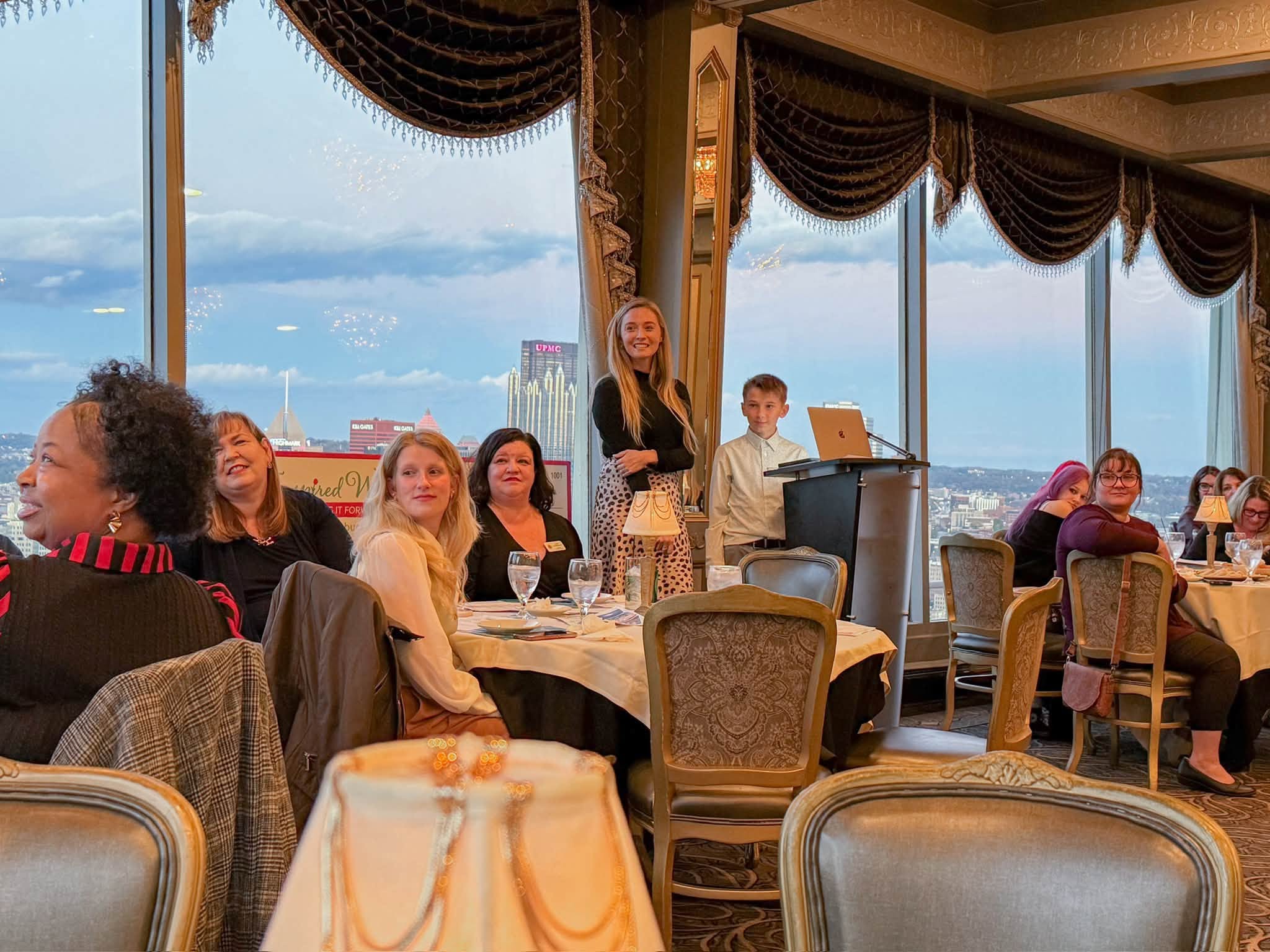 Pittsburgh Downtown chapter of Inspired Women