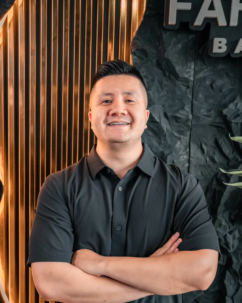 Mike, barber at FahadFadez Barbershop