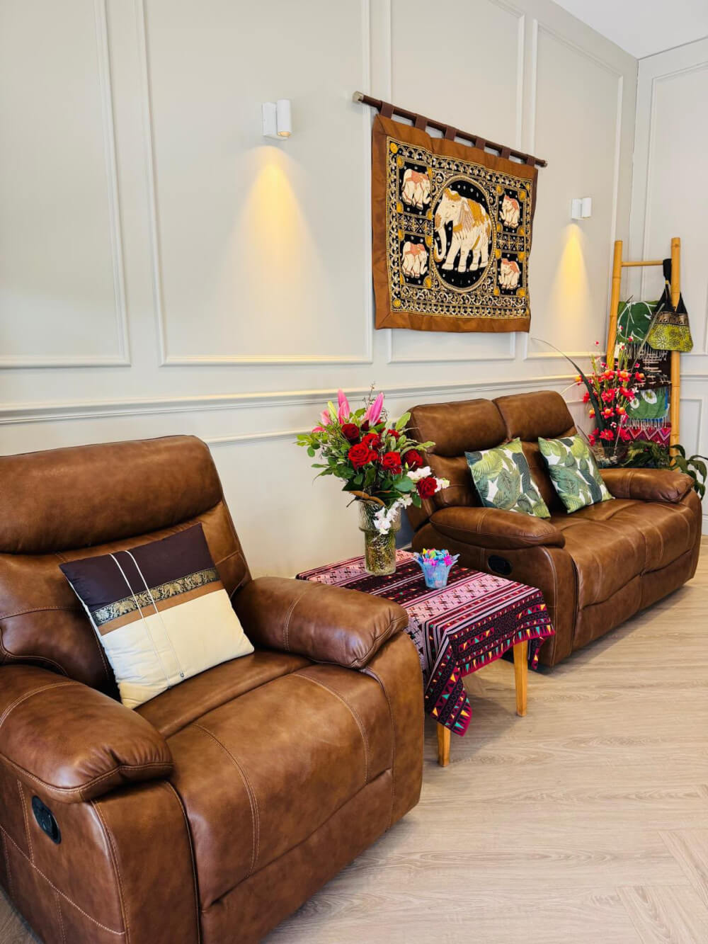 A Bodeze massage therapist