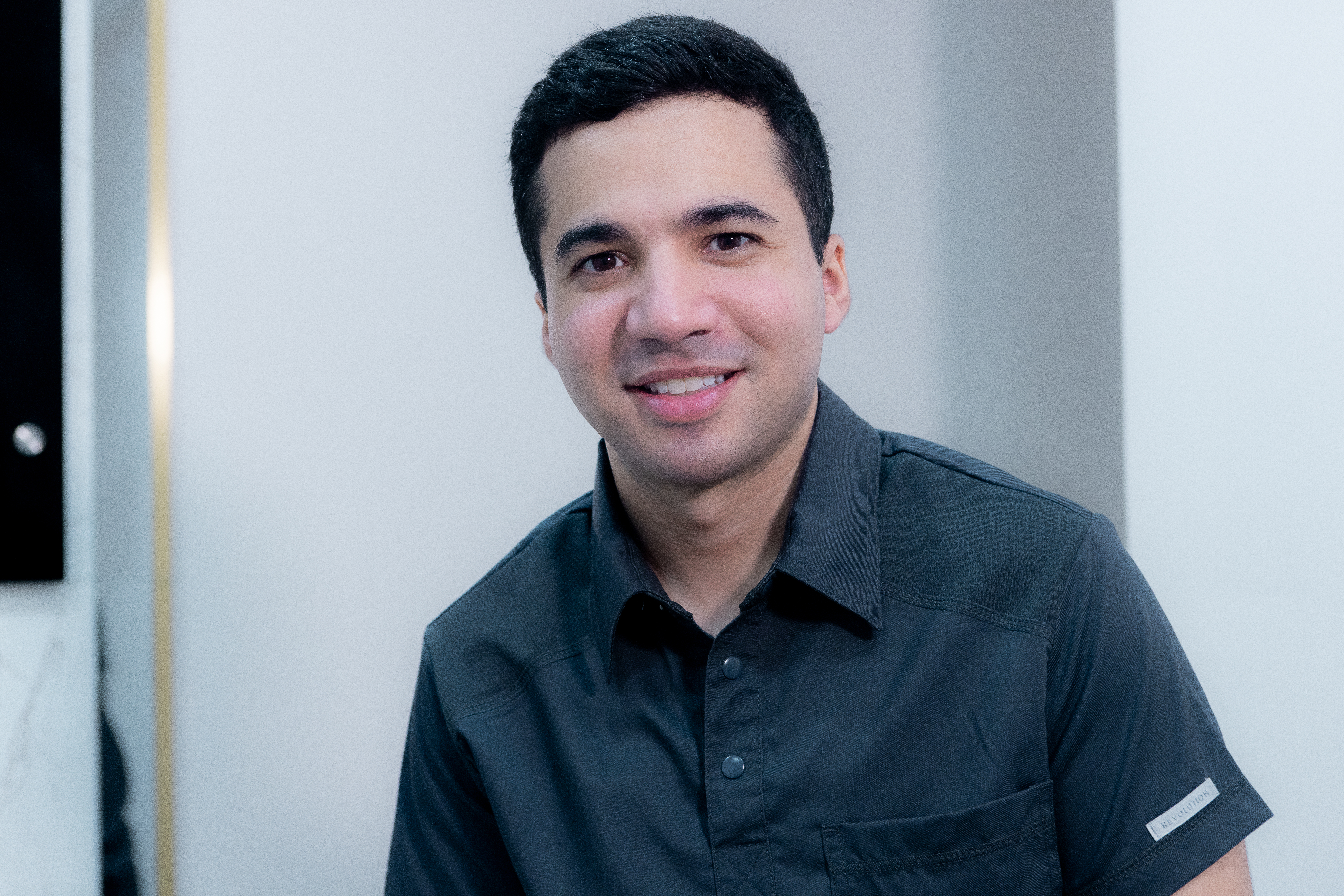 Dr. Miguel Maya - Cirujano Especialista