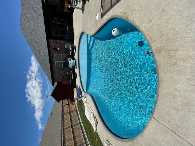  Gunite Pool Building