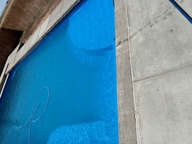 Canadian Gunite Pool Building