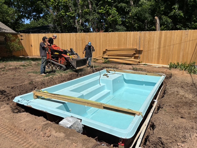  Gunite Pool Building