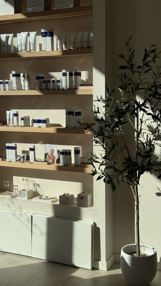 Skin Gallery interior