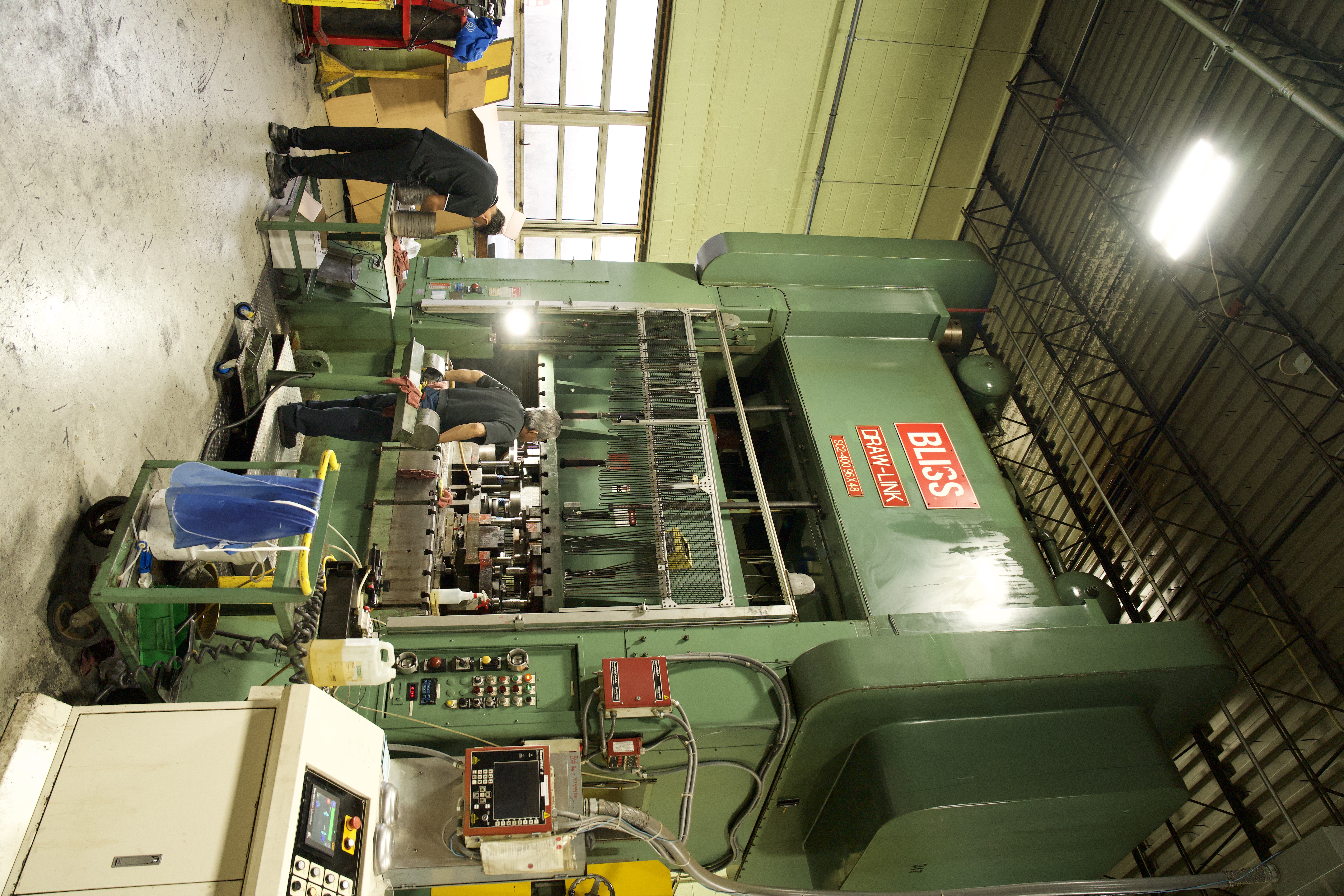 Deep drawn stamping forming cylindrical metal components