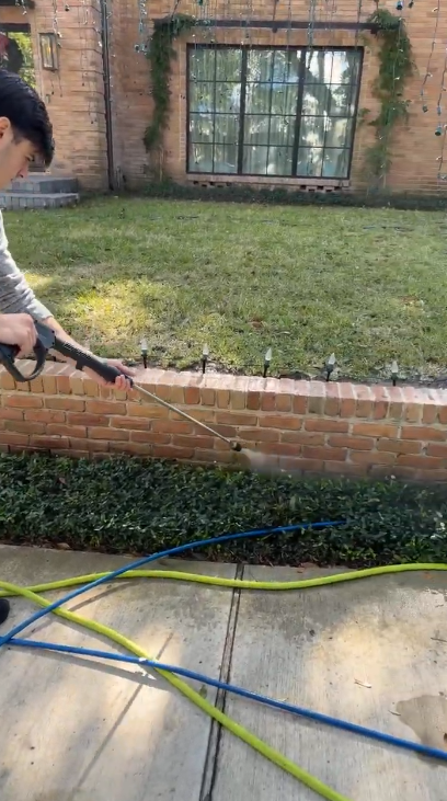 Exterior Window Cleaning