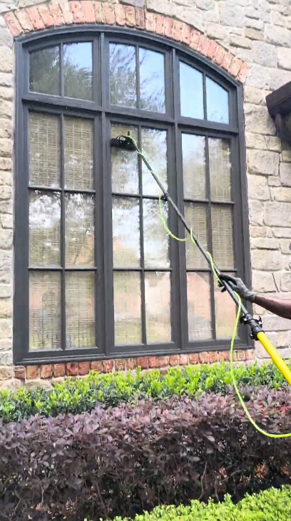 Spring Valley Exterior Window Cleaning