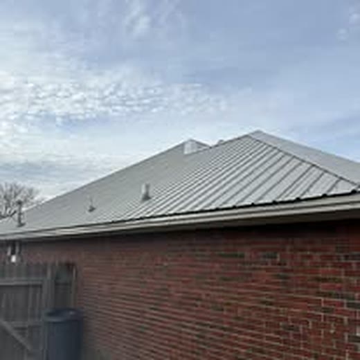 Standing seam metal roof