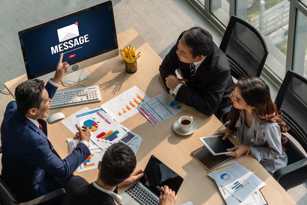 Email and direct mail notification on computer screen - TSG Group Mailing Services NY