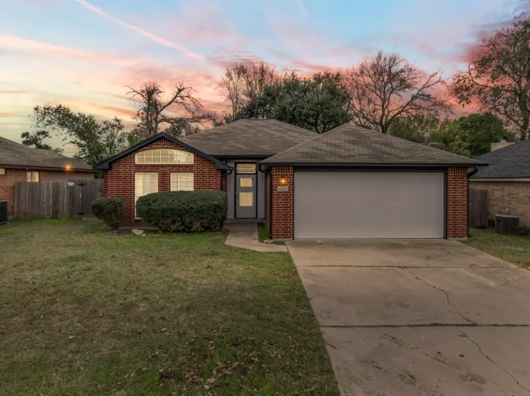 A Temple, Texas home at sunset after a Wiggle Room family remodel