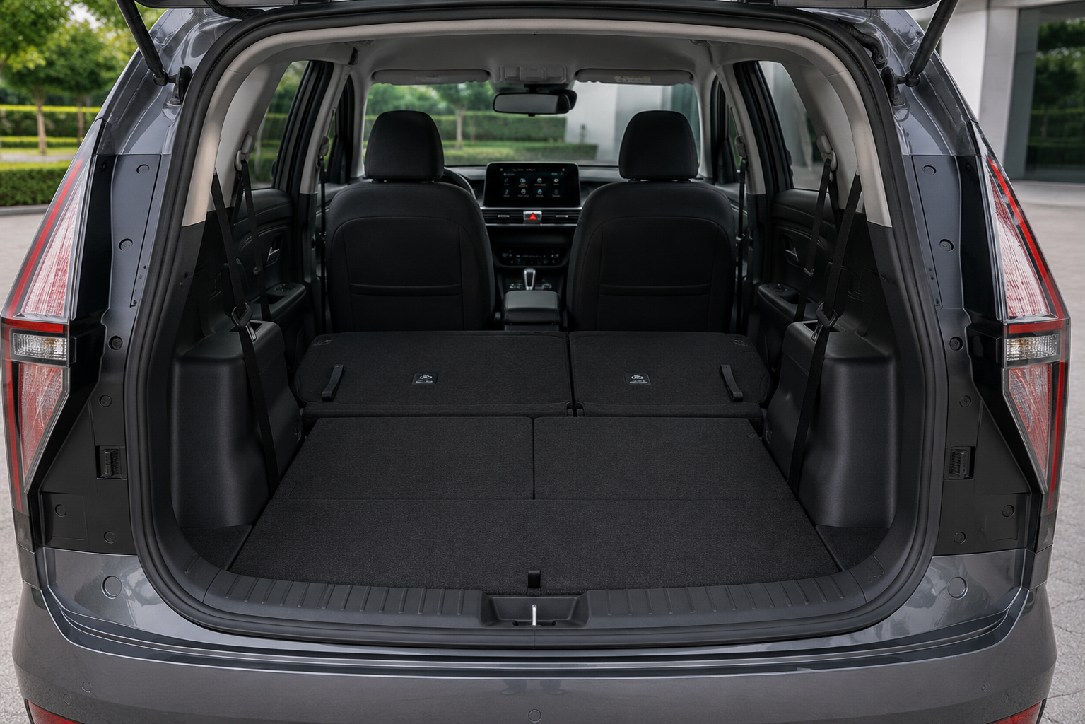 Hyundai Stargazer trunk space