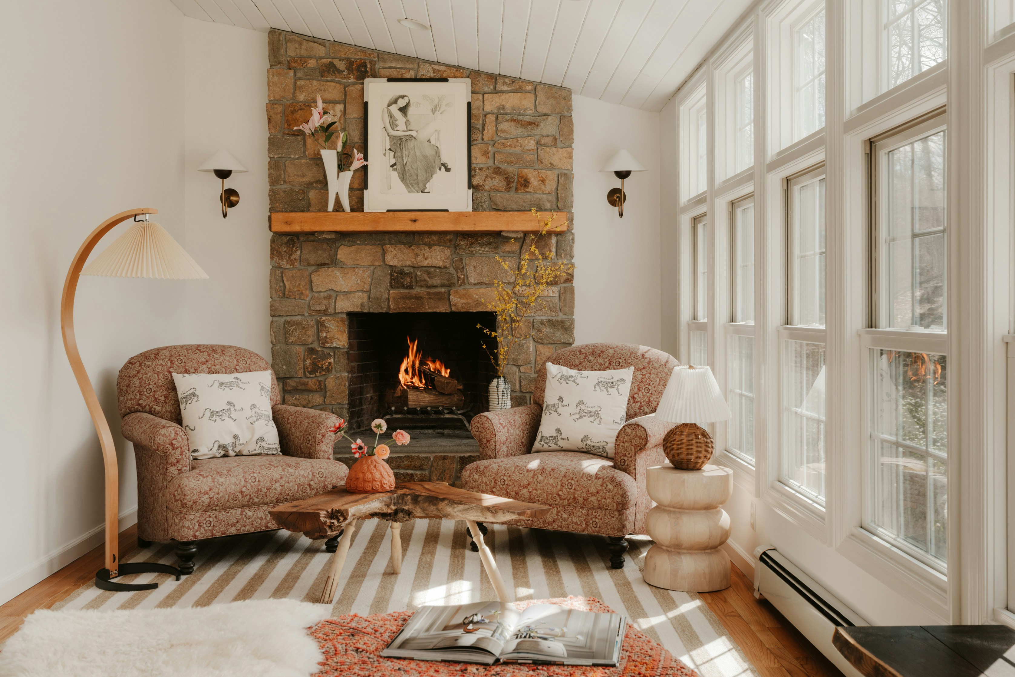 Stone veneer accent wall in living room