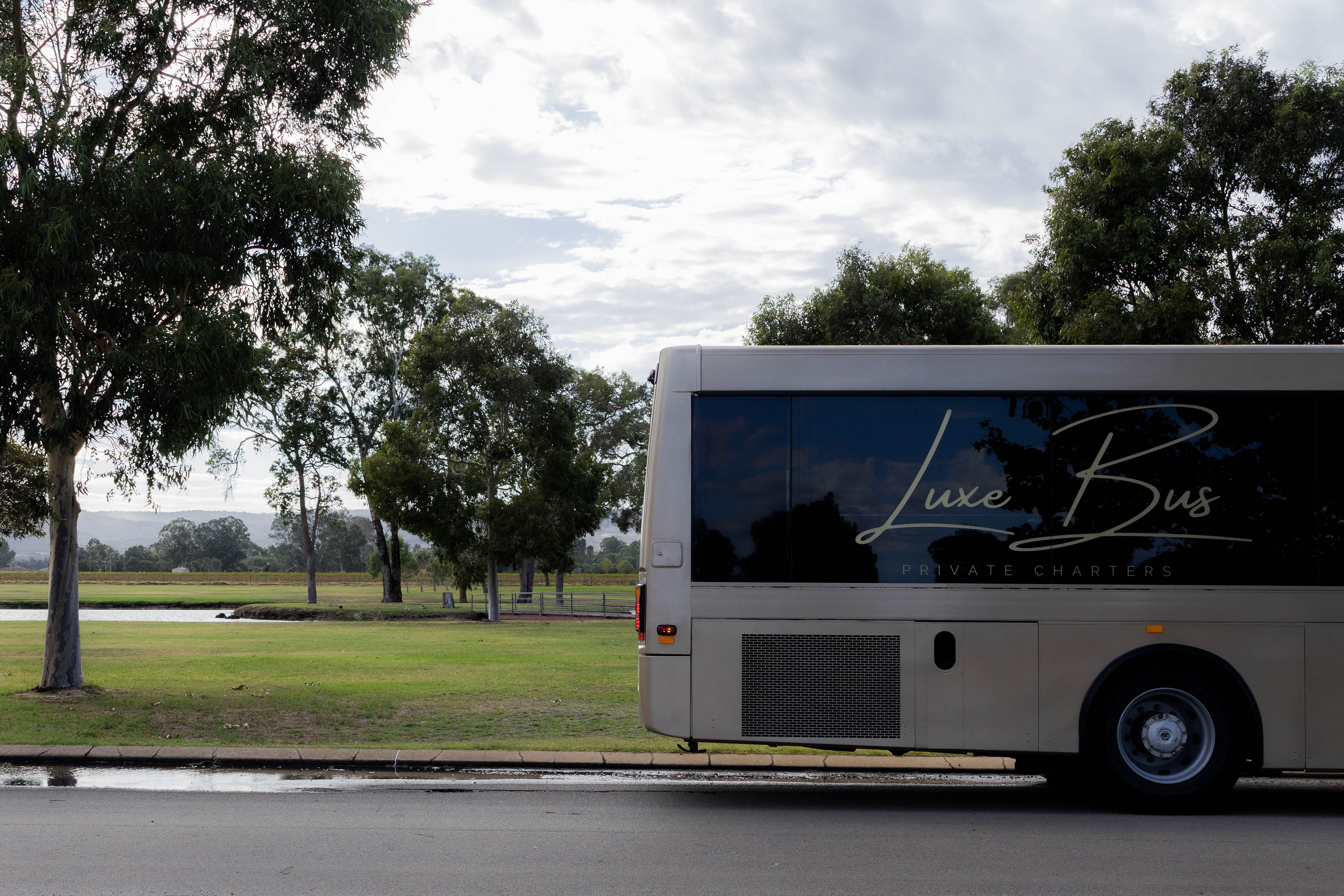 luxe bus