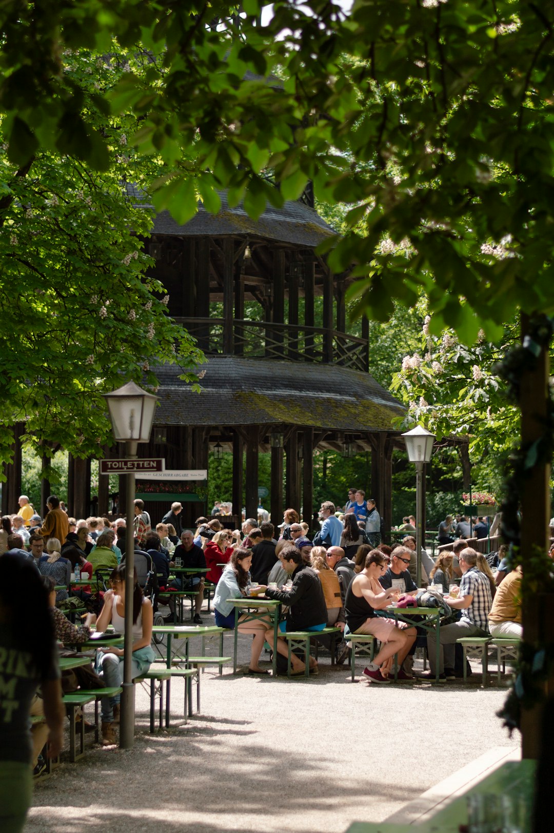 Chinesischer Turm Biergarten im Englischen Garten München