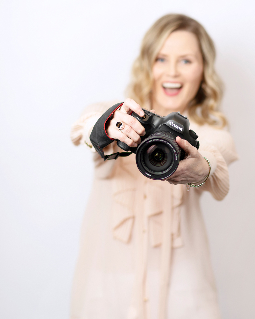 Photography holding a camera Alison McWhirter Personal branding Photography Melbourne