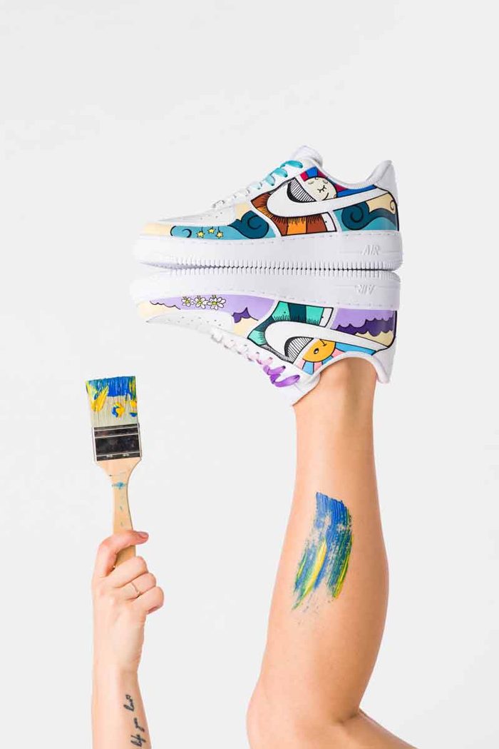 Sneakers dipinte a mano
