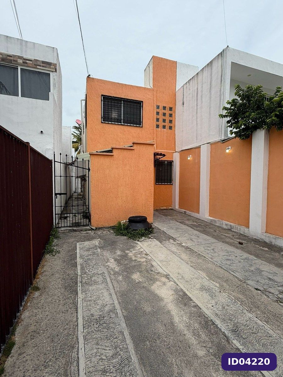Casa en renta Super Ubicada Centrica en Fraccionamiento Chemuyil en Cancún