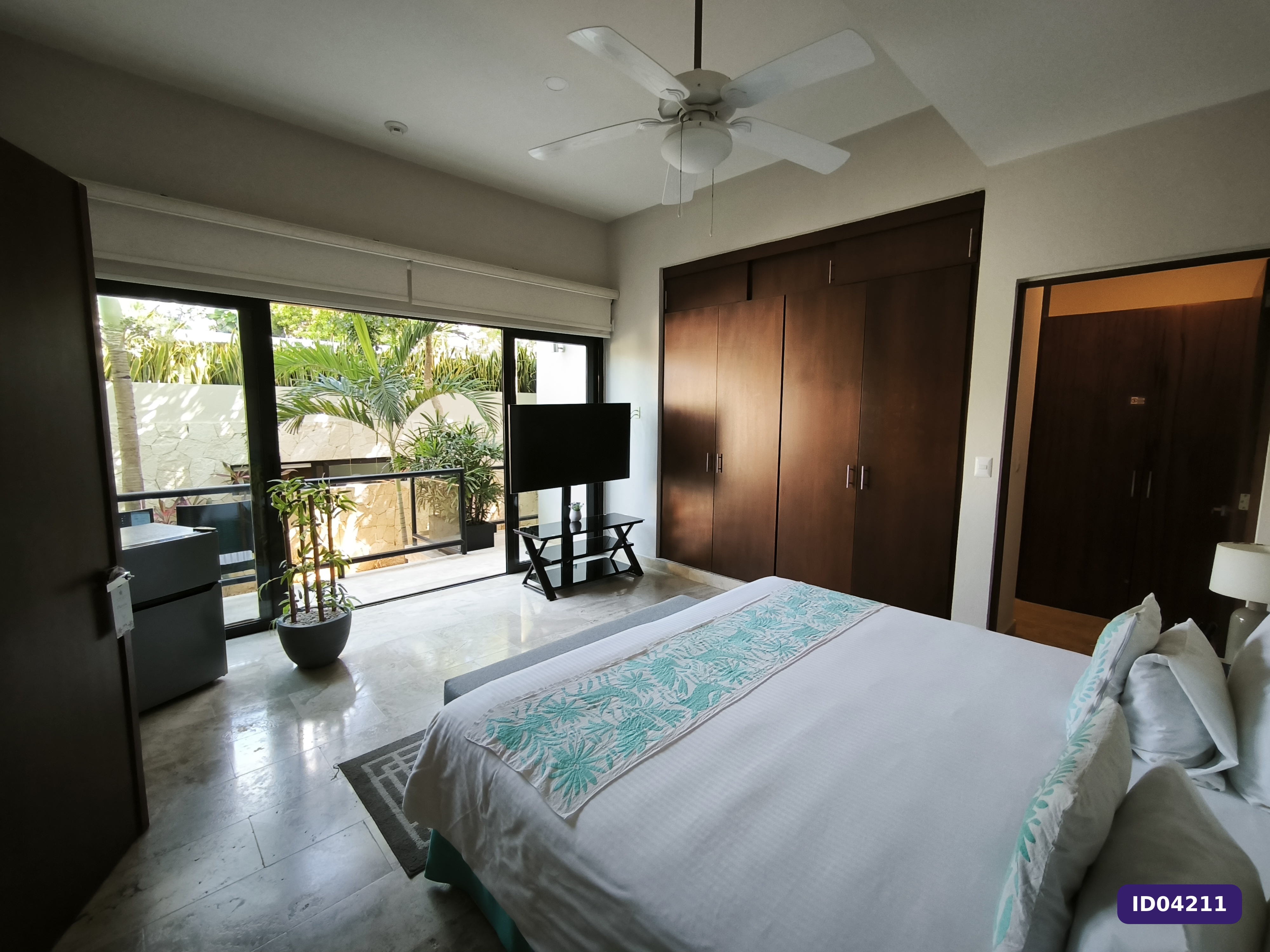 Villa de Lujo en Bahia Principe Country Club - mas de 600 m2 - 6 recamaras