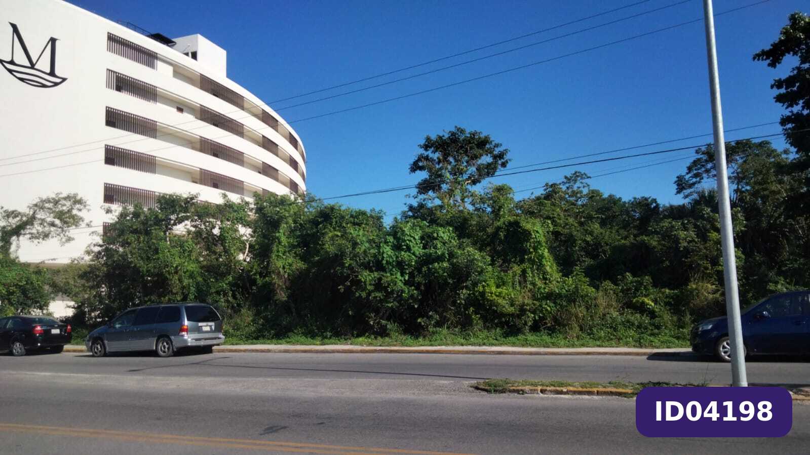 Terreno de 6000 metros en Avenida Costera, Zona Hotelera, Frente al mar ID04198