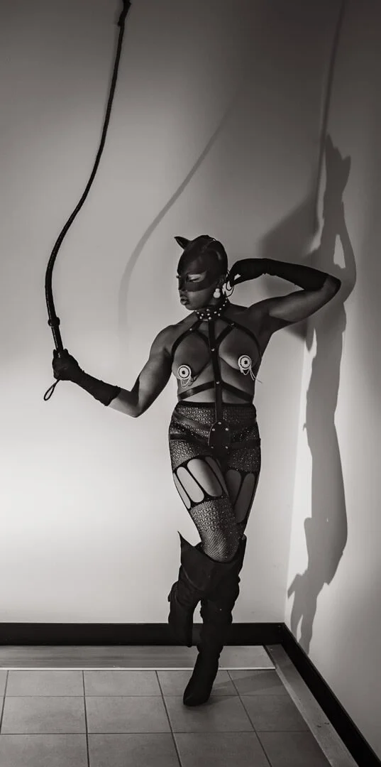 woman dressed in burlesque fashion