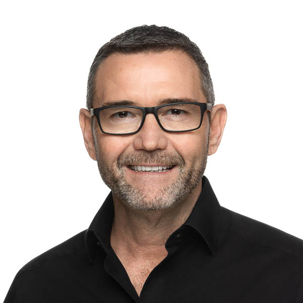A guided headshot session in the studio