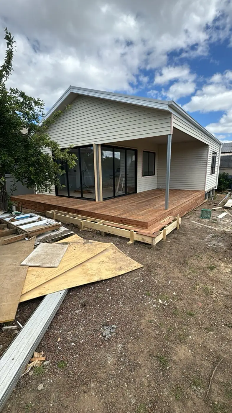 Deck and verandah