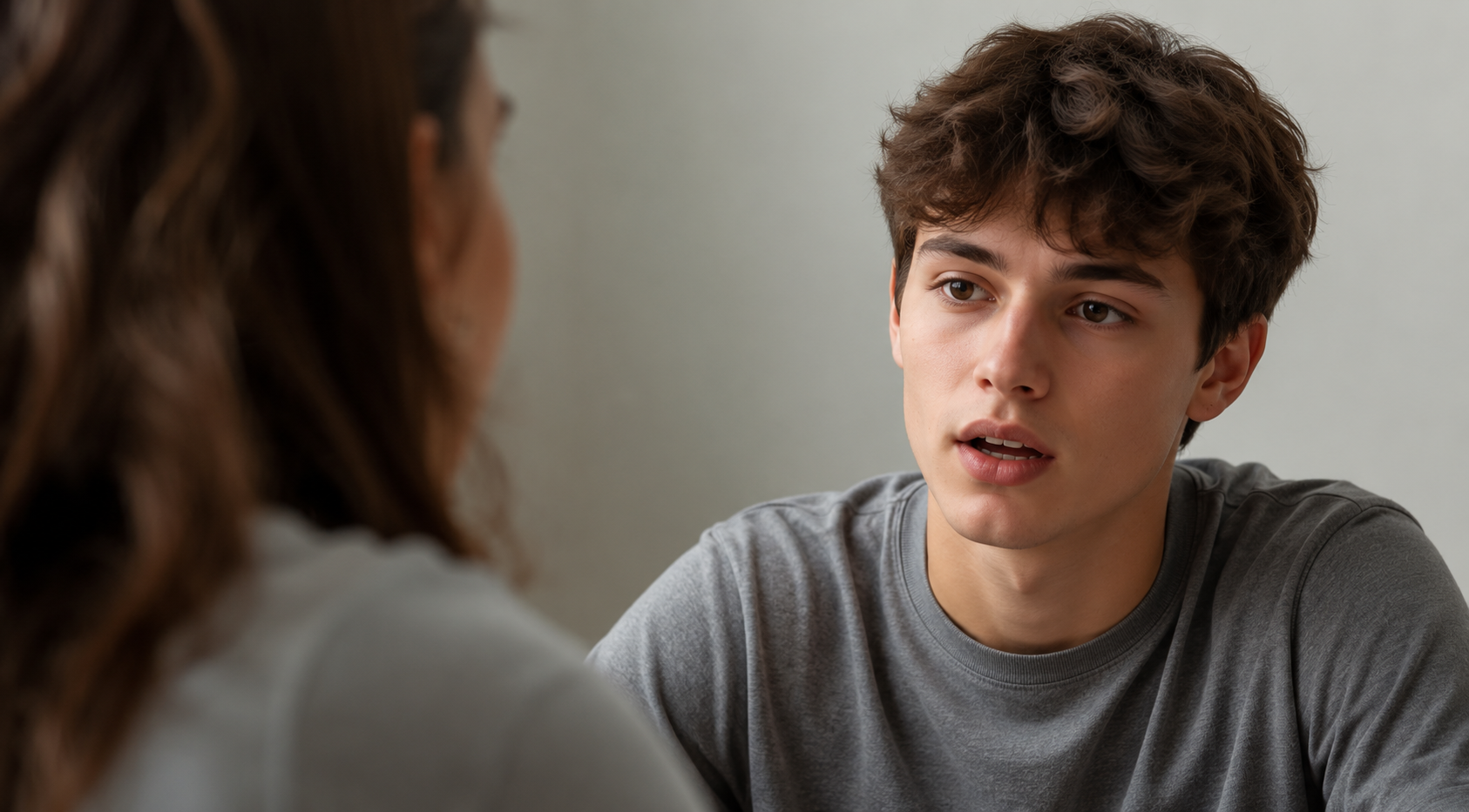 Orthodontic Relapse - Therapist consulting with teenager Orthodontic Relapse - Therapist consulting with teenager