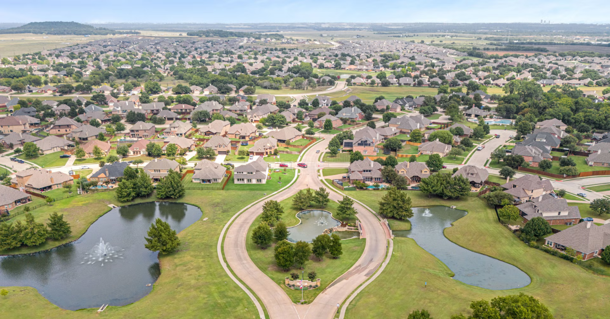 Homes and neighborhoods in Argyle TX