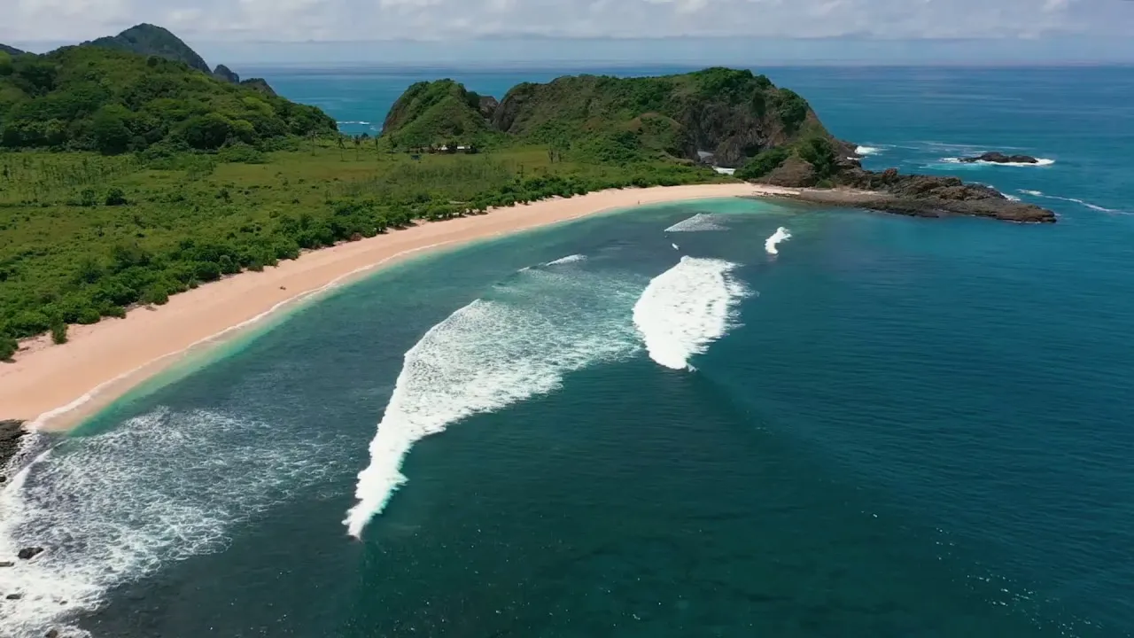 Mawi Beach