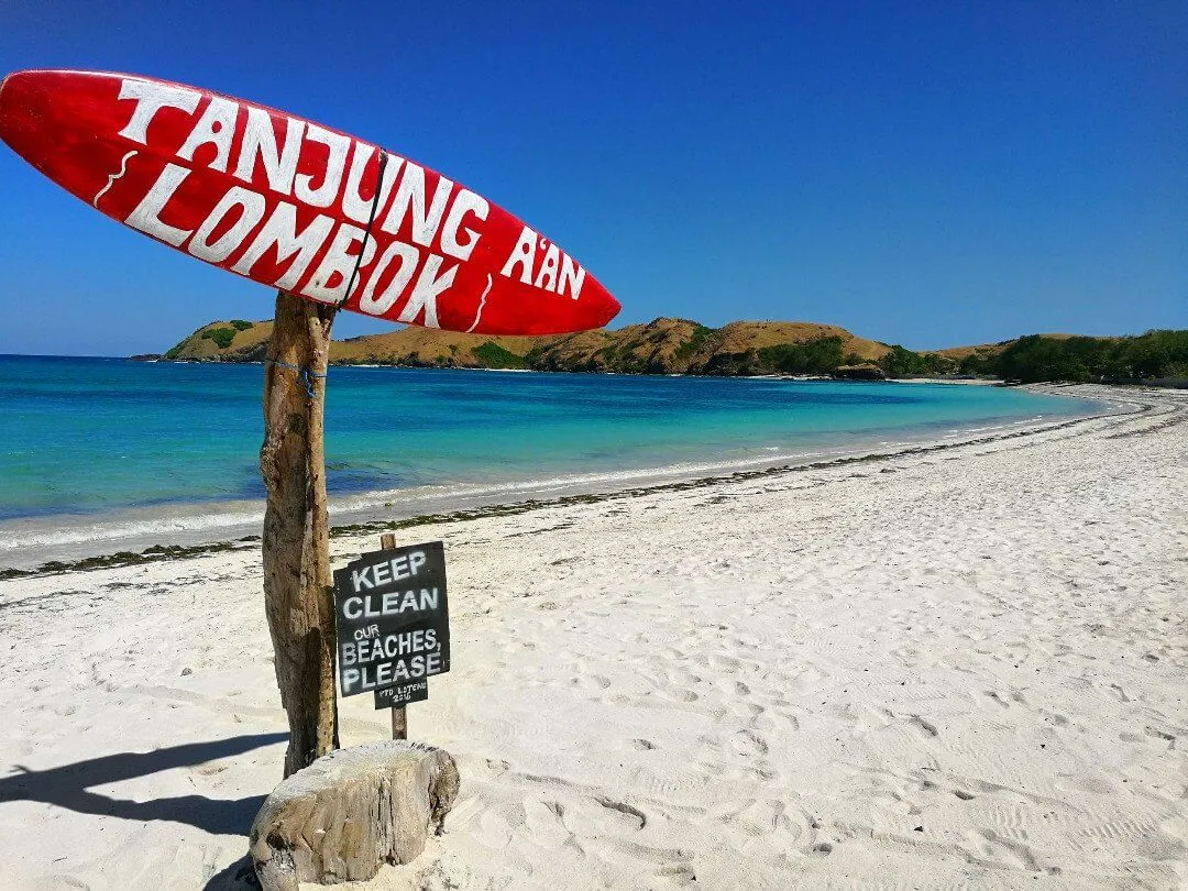 tanjung aan beach