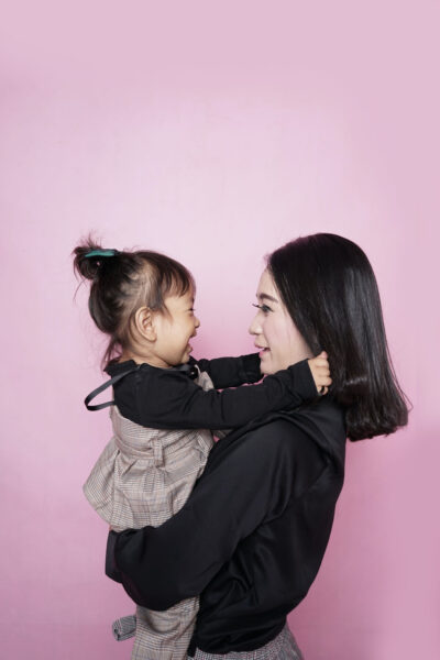 Kid-and-Mom
