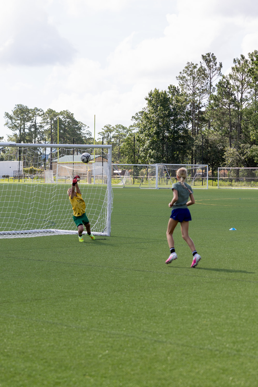 GOALKEEPING SESSIONS at SkillMill Soccer