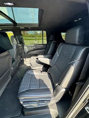 {{ custom_values.service_3 }} in {{custom_values.area_3})