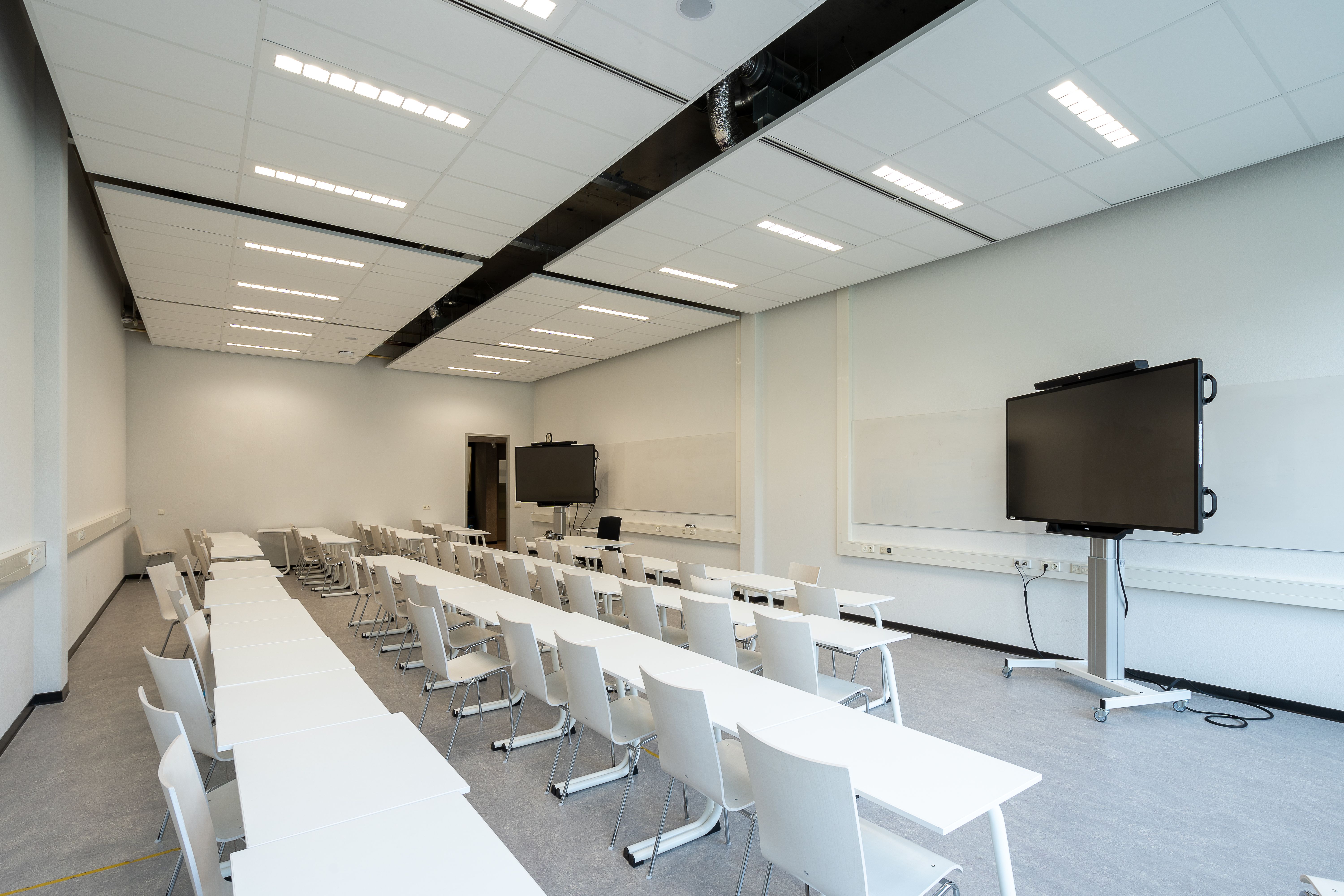 Conference room display screens and presentation setup