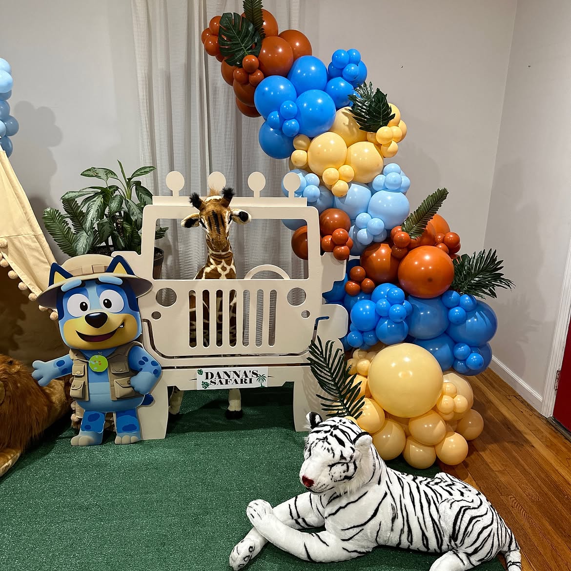 Safari Adventure Birthday at a VIP Creations event