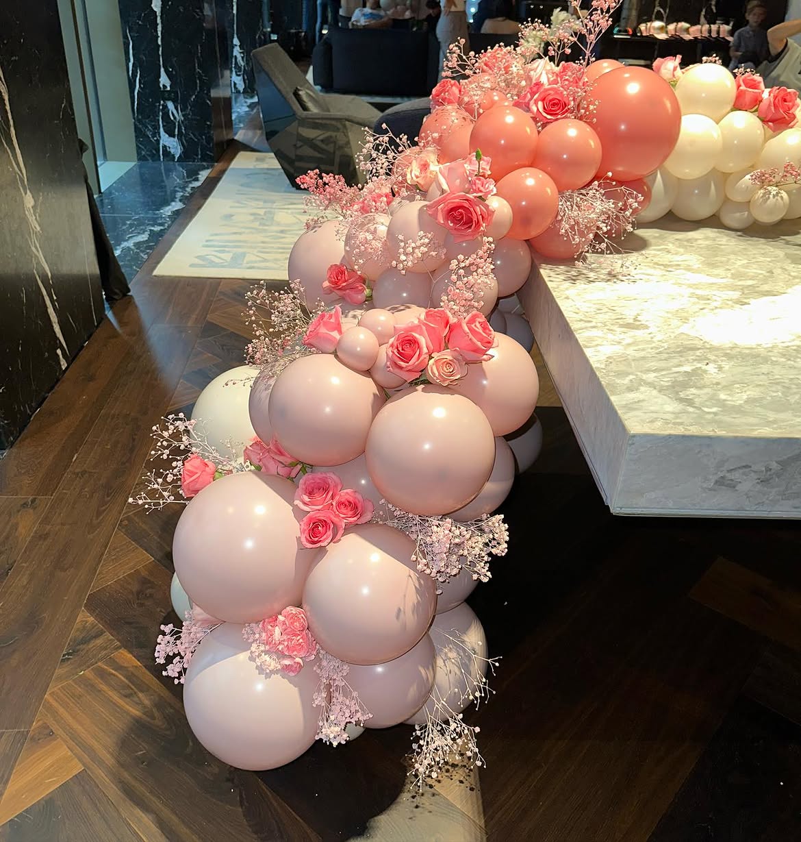 Cascading Balloon Runner at a VIP Creations event