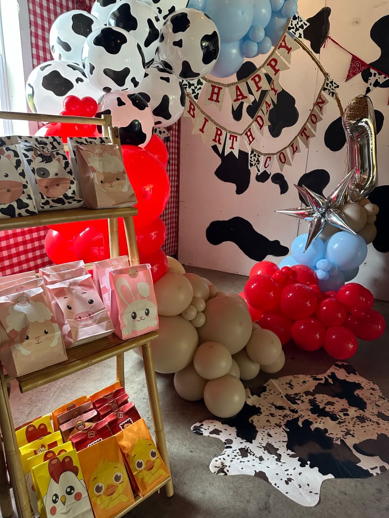 Cowboy Birthday at a VIP Creations event