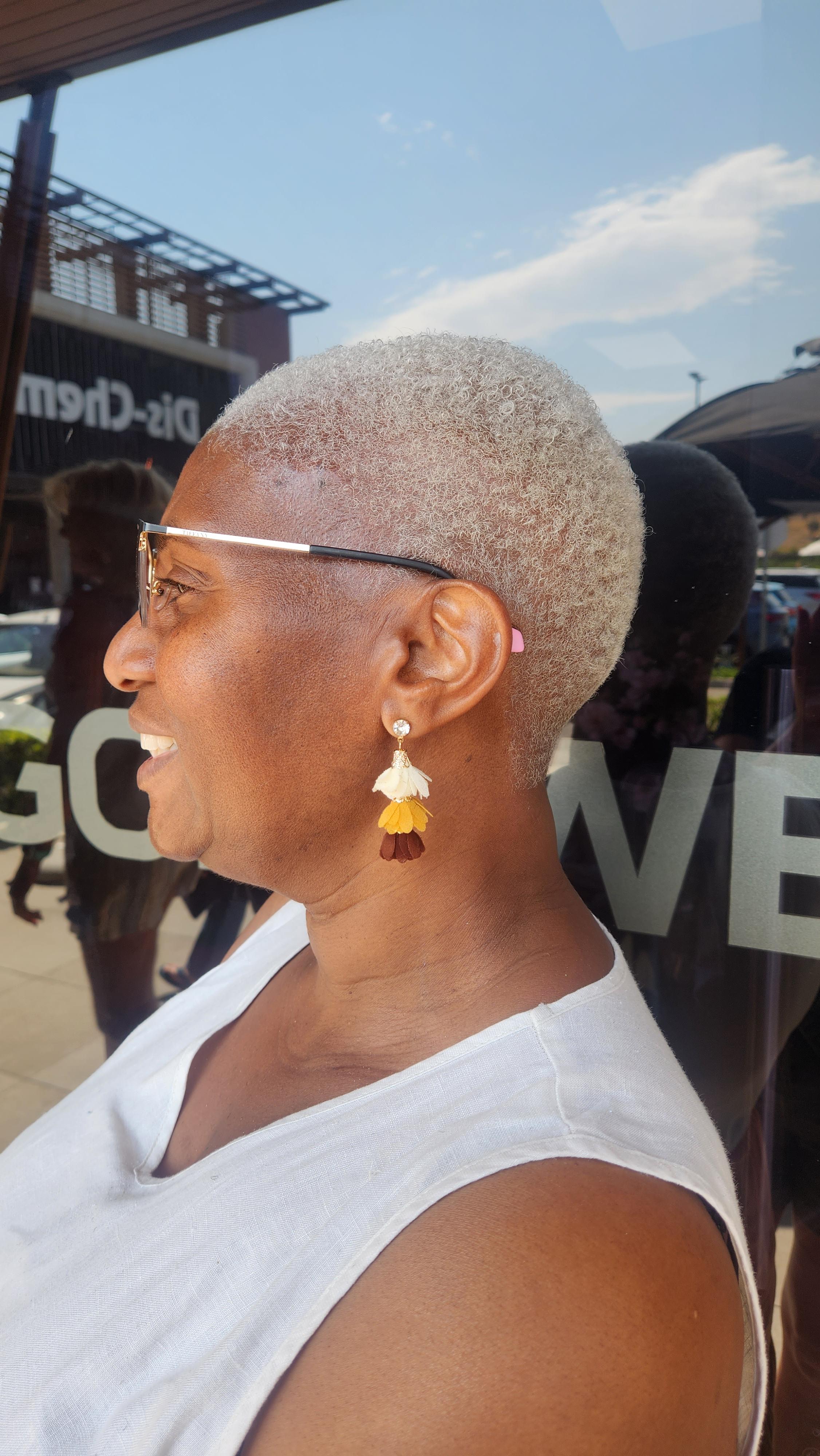 Short natural silver textured hairstyle at Craft Hair & Beauty