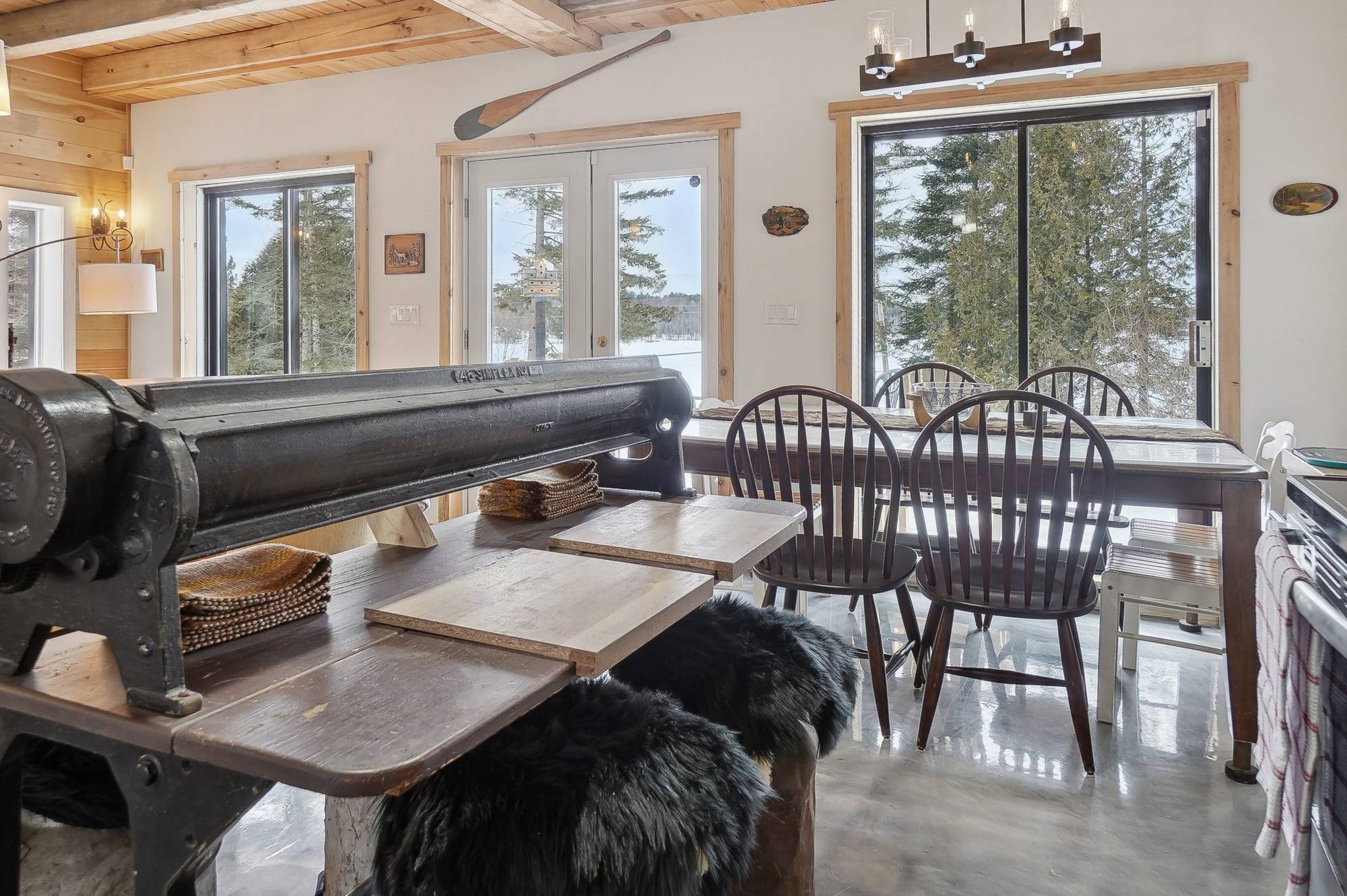 Coin repas, Bayview Retreat