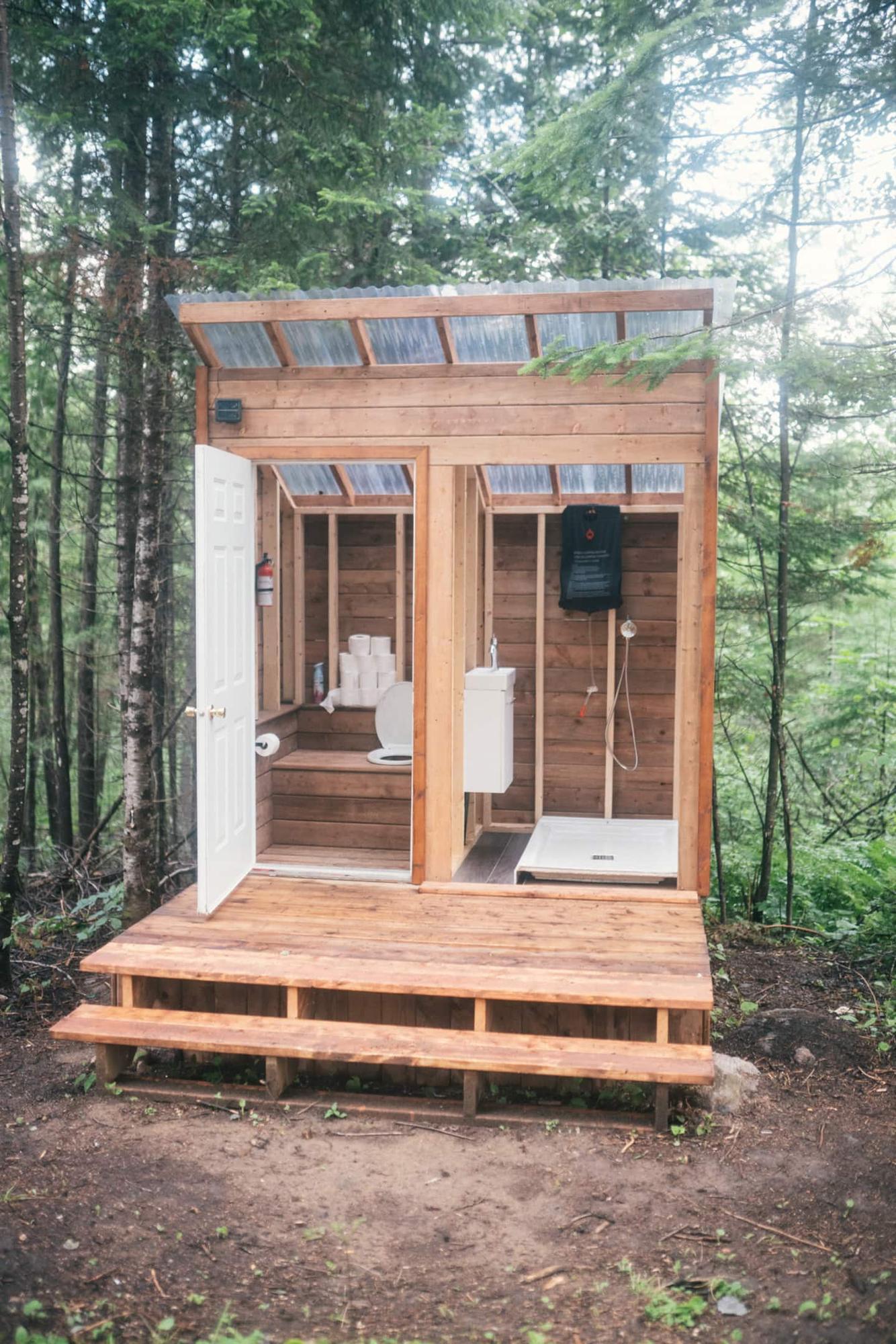 Toilette sèche, The Last Resort